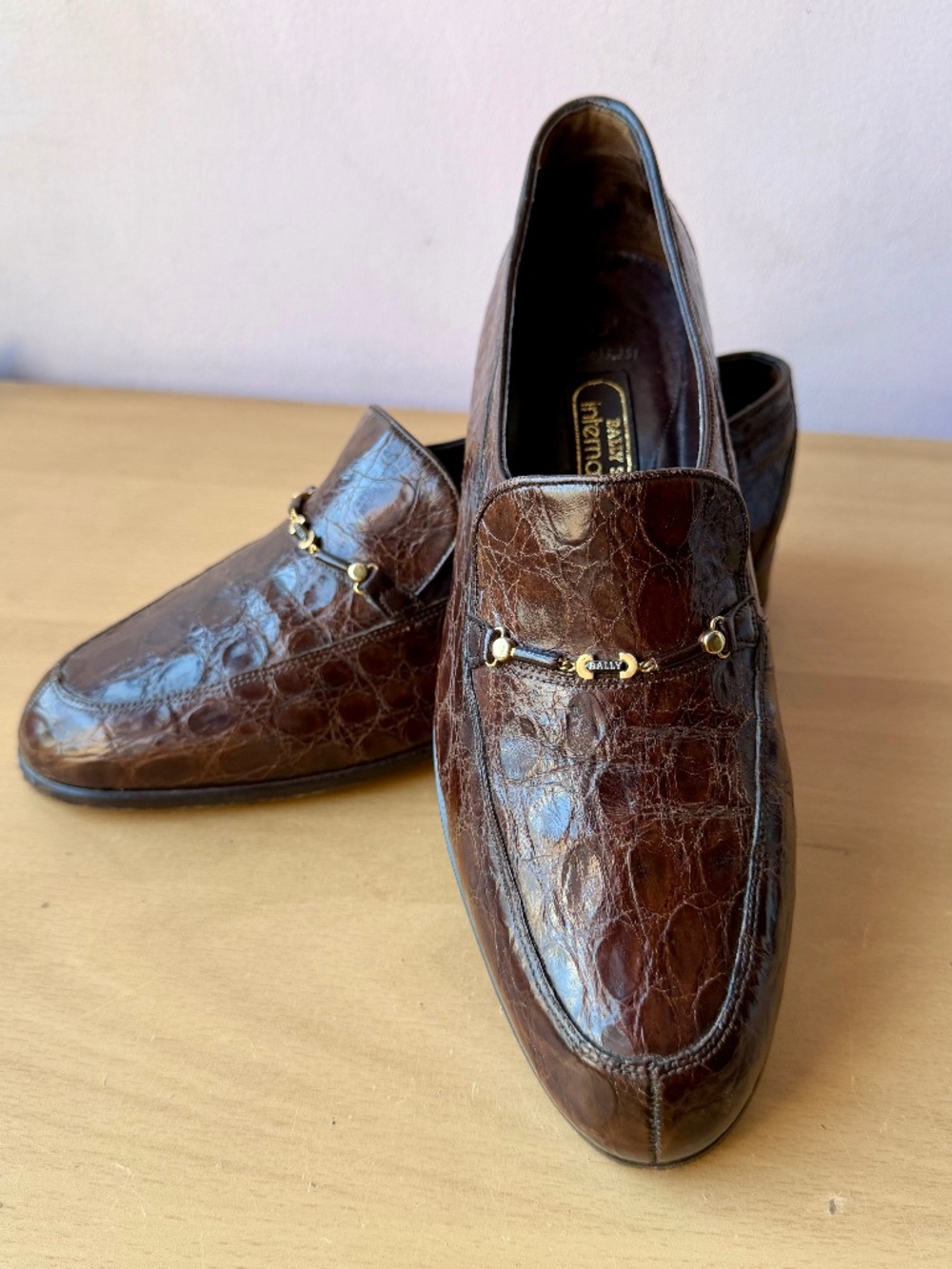 VINTAGE BALLY GENUINE ALLIGATOR MEN’S DRESS SHOES US SIZE 7E PRISTINE CONDITION